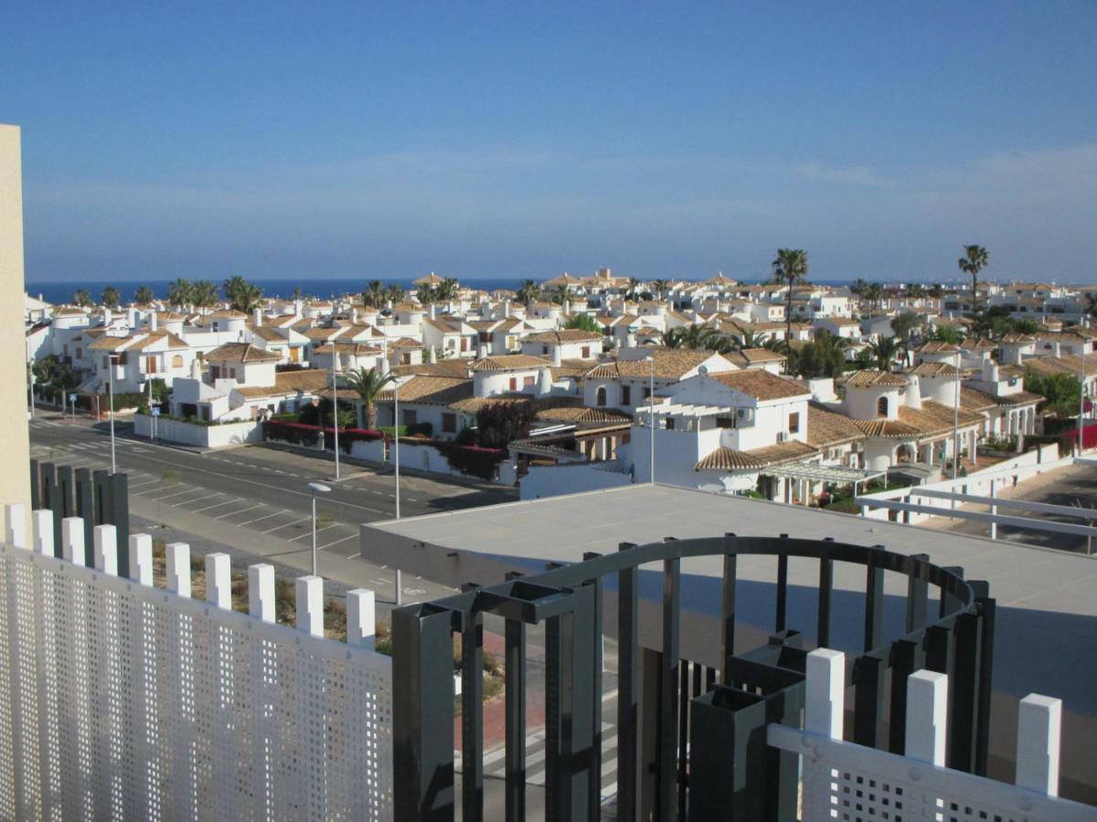 Апартаменти Playa Elisa Bay Пілар-де-ла-Орадада Екстер'єр фото